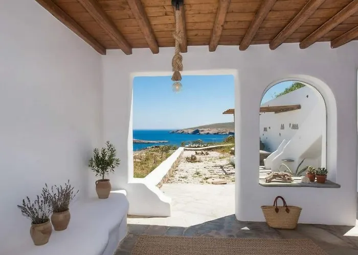 Scenic Agios Sostis Retreat With Sea Views Dom wakacyjny Mykonos Town