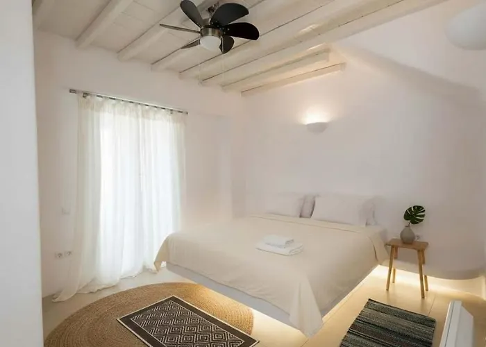 Scenic Agios Sostis Retreat With Sea Views *