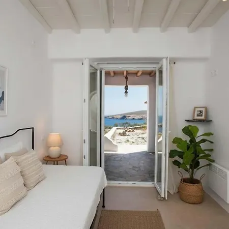 Дом отдыха Scenic Agios Sostis Retreat With Sea Views